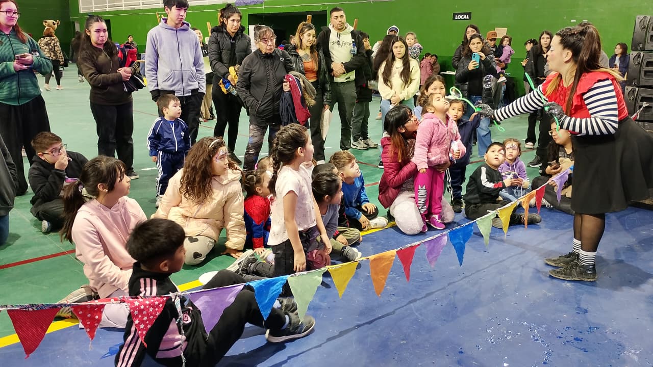La Municipalidad fortalece las actividades culturales en los barrios