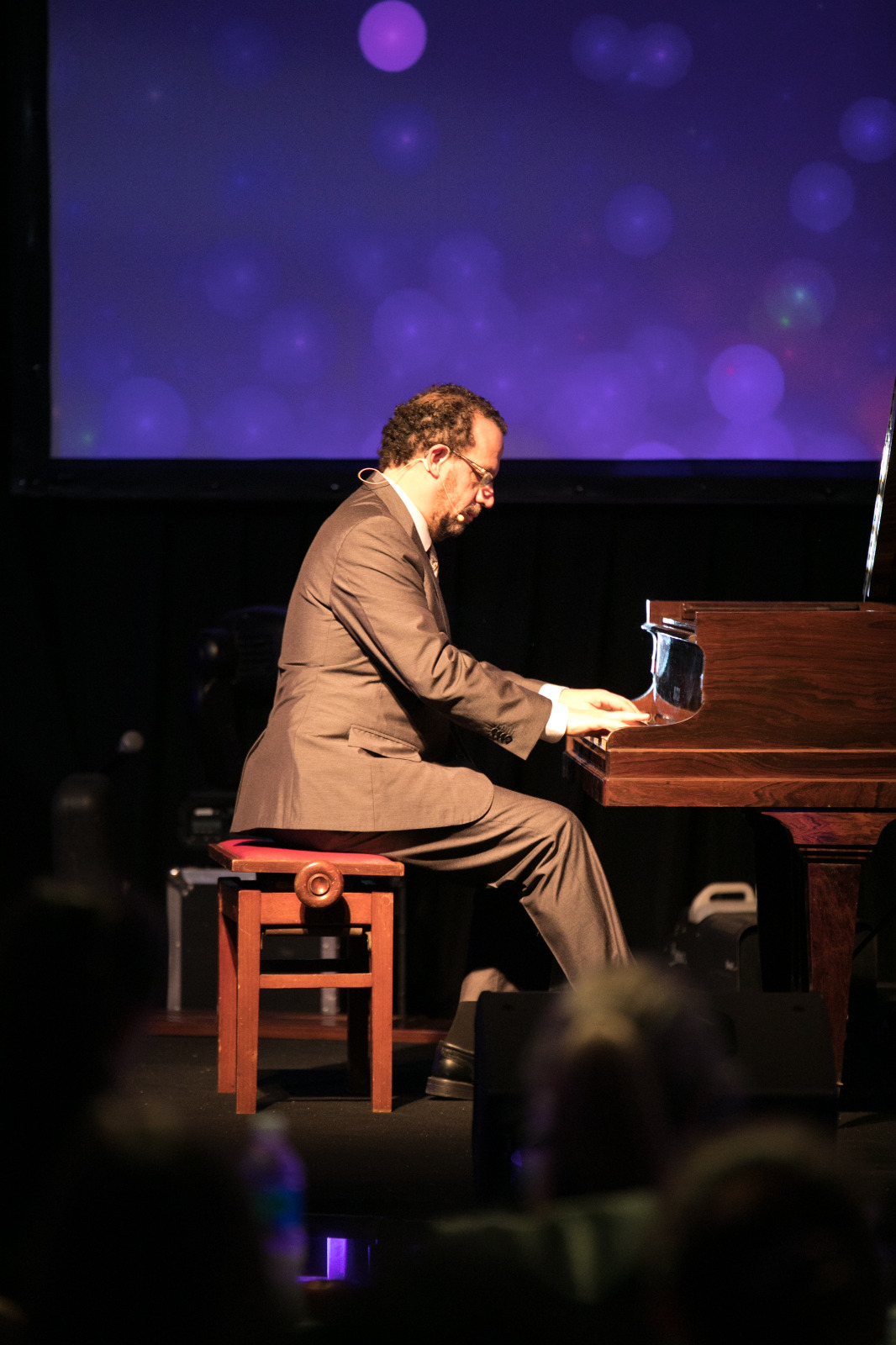 Sergio Feferovich presenta "La Música de las Ideas" en la Feria del Libro