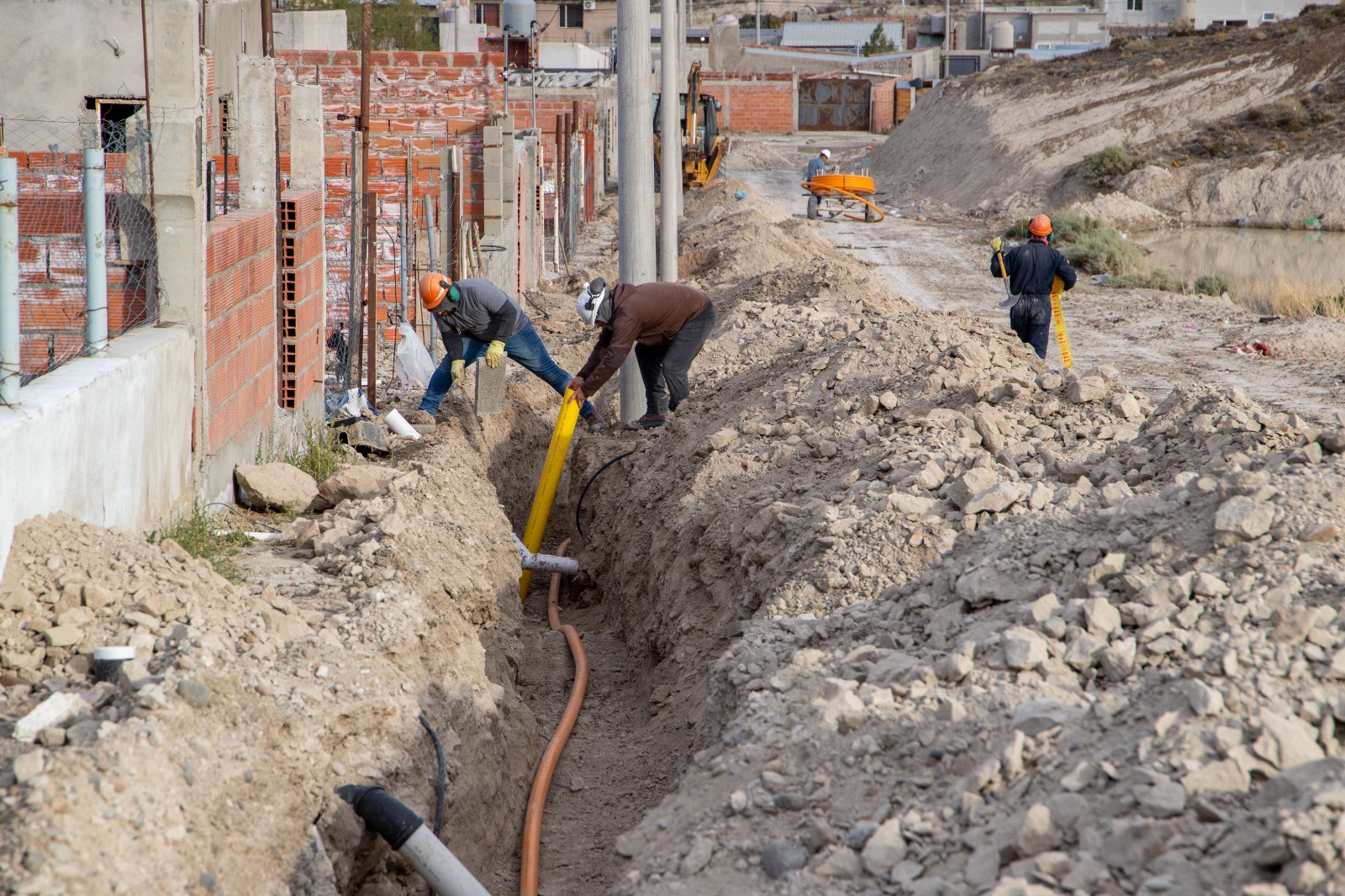 El Municipio amplía la red de gas del barrio Las Orquídeas y sigue instalando servicios en la ciudad