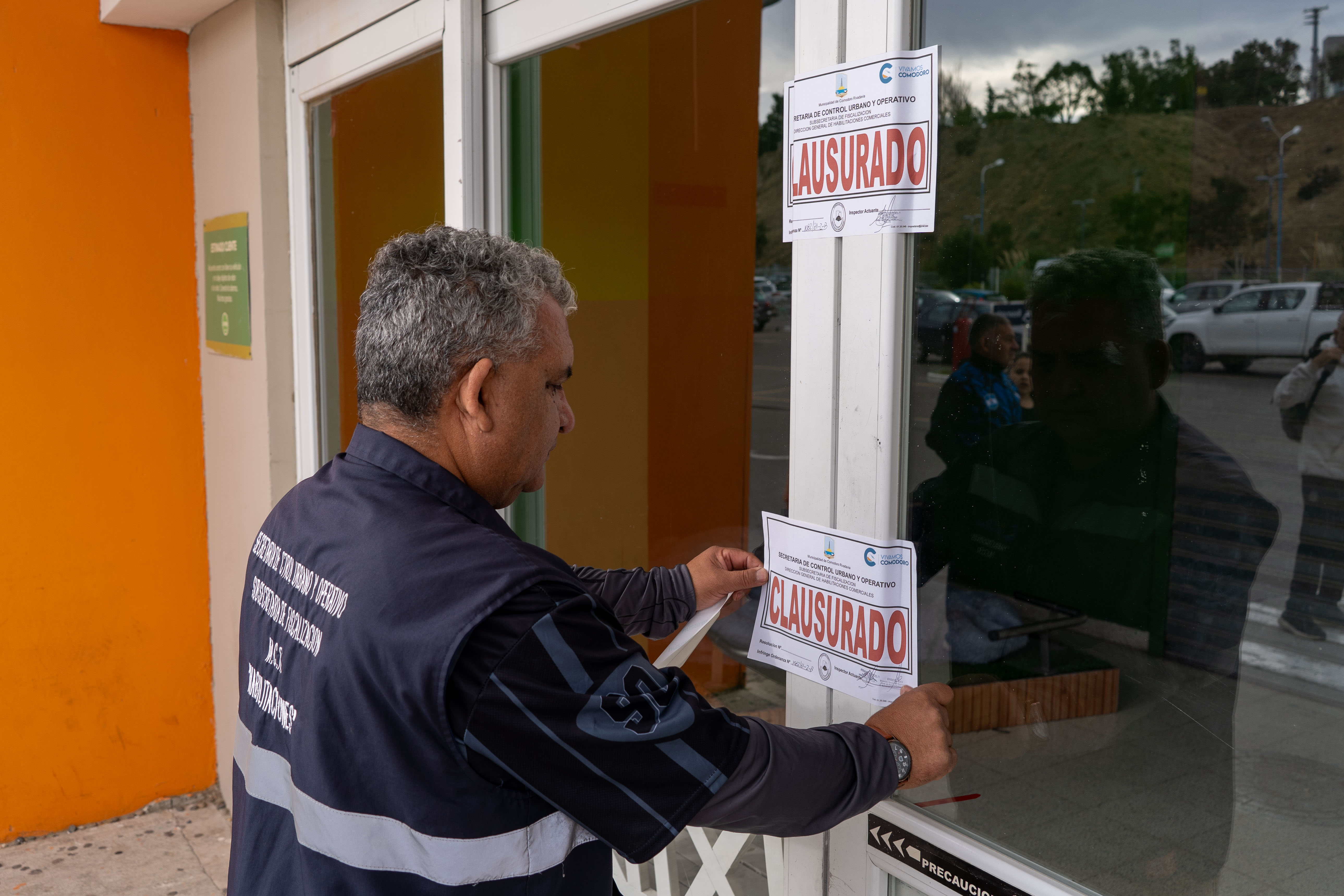 El Municipio clausuró un reconocido supermercado de la ciudad por irregularidades sanitarias y habilitación vencida