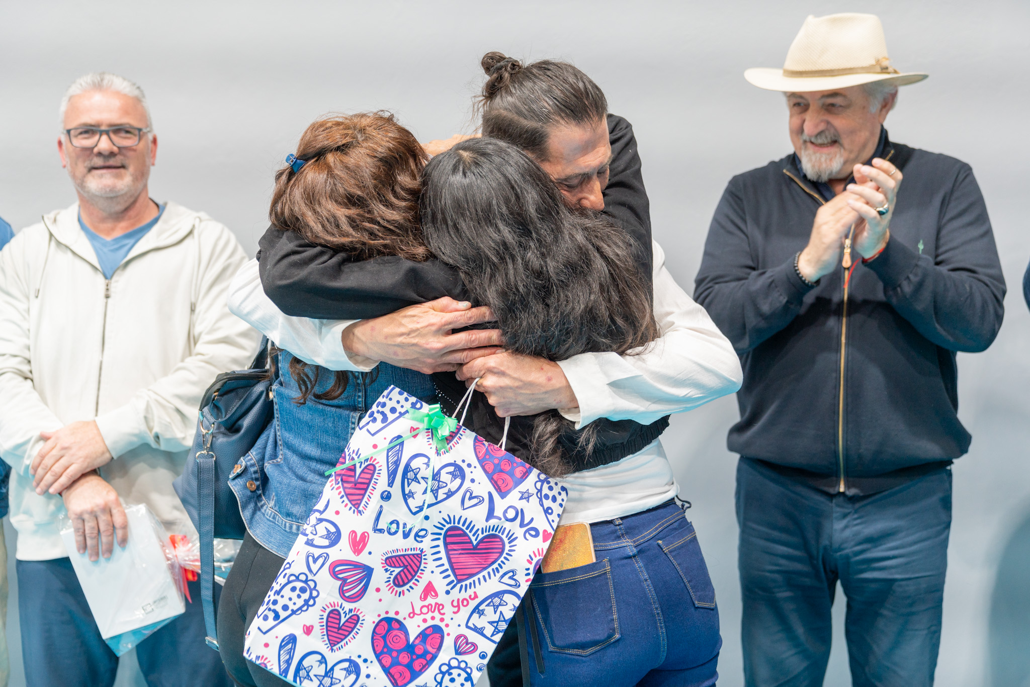 Othar inauguró la remodelación de la sede vecinal del 30 de Octubre