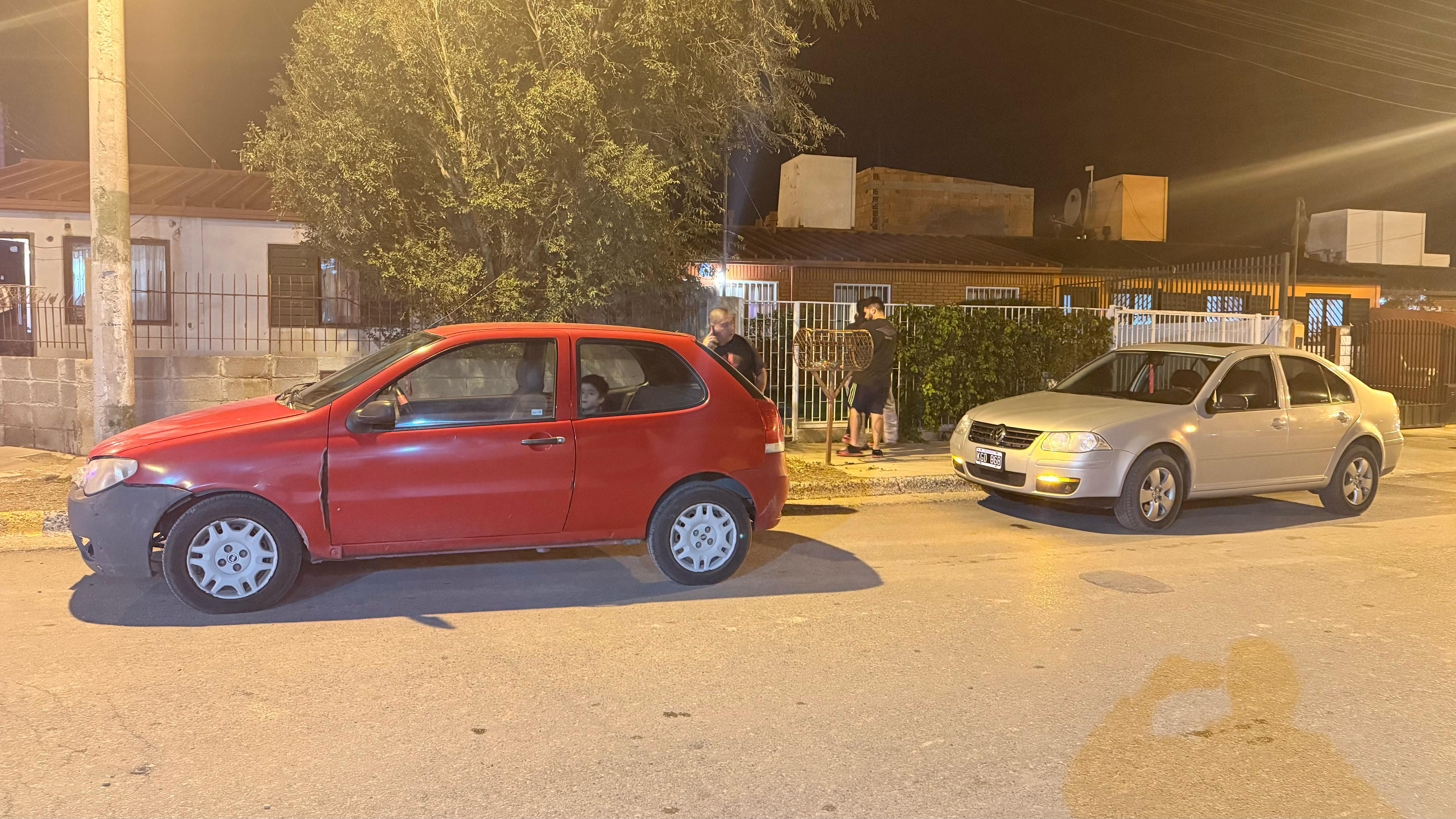 Conductor alcoholizado chocó contra un auto estacionado en Km 8