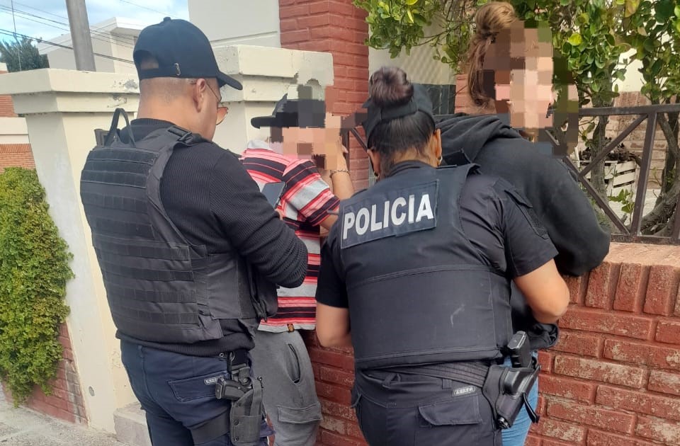 Intento de robo en Av. Lisandro de la Torre: dos personas fueron aprehendidas